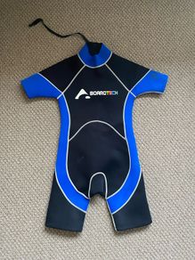short wetsuit
