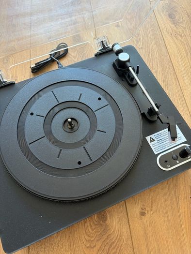 JAM Record Player like new