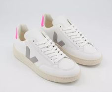 Veja trainers