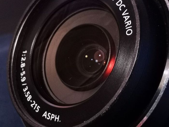 Panasonic Lumix DMC-FZ72 / 60x Optical Zoom / 64GB