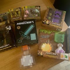 Minecraft action figures & Lamps collection
