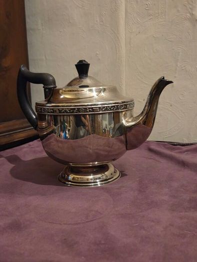 Viners of Sheffield Silver Plate Teapot