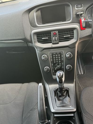 2015 Volvo V40 & 9months WARRANTY & 53k KM