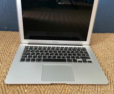 MacBook Air 13 inch 2017