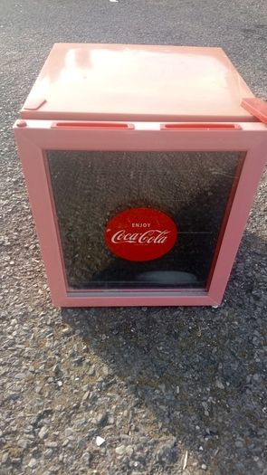 mini fridge