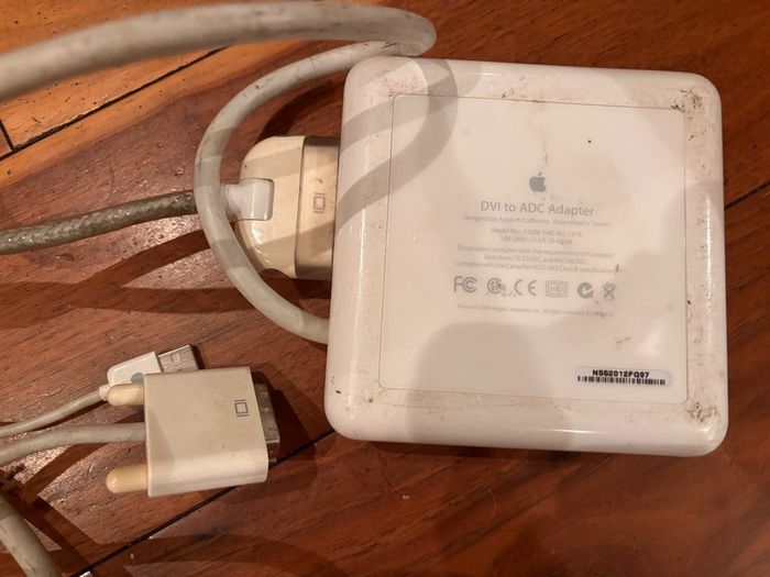 Apple Cinema Display 20 inch