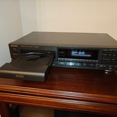 Technics SL-PG420A Compact Disk Player