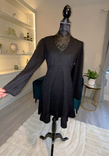 Ladies Black Long-Sleeved Dress from Primark Size Medium UK 12-14 / EU 40-42