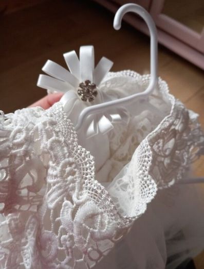 BRAND NEW  dress (flower girl )