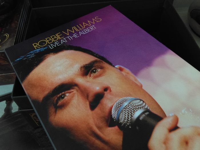 Robbie Williams Live At The Albert ! DVD ! 2001 !