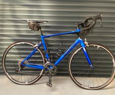 2016 Giant Defy 2 : Dark Blue Bike