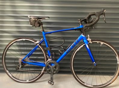2016 Giant Defy 2 : Dark Blue Bike