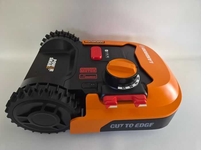 Worx Landroid WR141E Robotic lawnmower, App Controlled