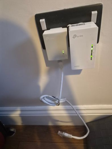 TP-Link Internet Signal Booster  Powerline Kit (AV600)