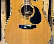 Takamine EG-334C Electro Acoustic
