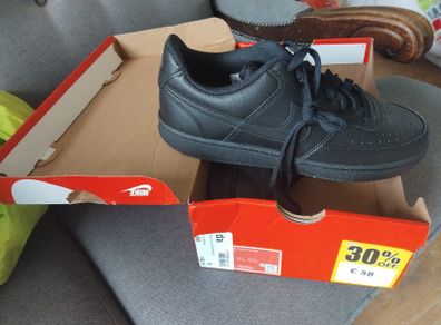 Nike Court Triple Black