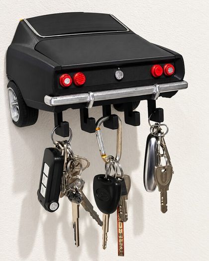 Classic Car Wall-Mounted Key Holder with Storage