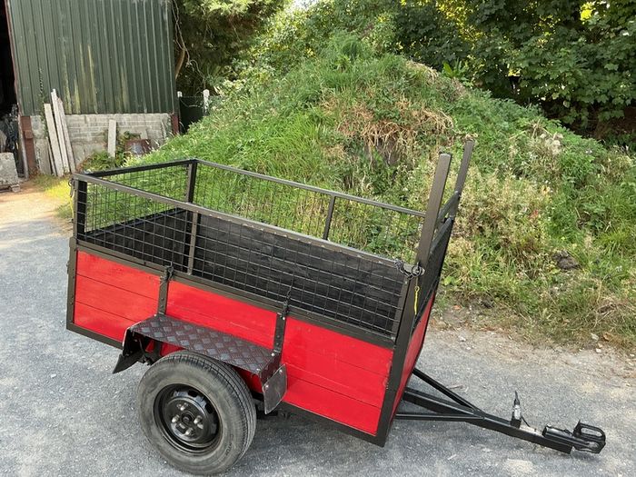 Car trailer