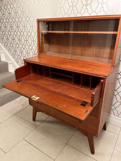 Bespoke solid wood doctors bureau