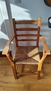 6 wooden dining chairs