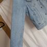 Levi's Women's Sherpa Trucker Denim Jacket Size Large Image 6