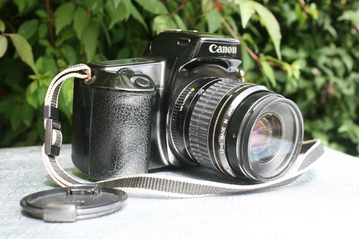 Canon EOS 1000f with 28-80mm Canon EF zoom lens