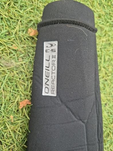 Kids O'Neil wetsuit UK 4