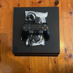 PS4 low firmware 11.02 with genuine controller