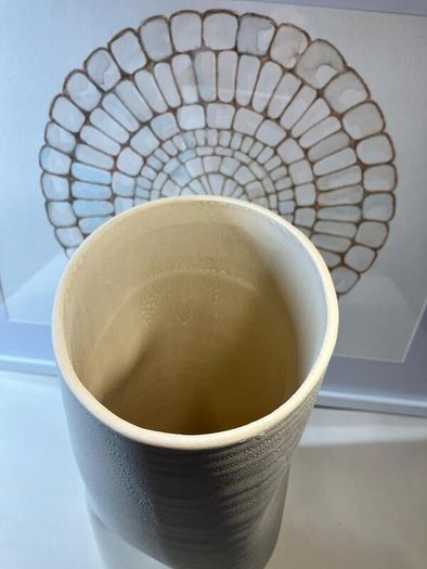 Large Modern Artistic Vase (new)