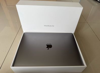 MacBook Air M1 like new 100% battery