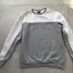 Men's " Boohoo" Sweatshirt. Size Large.