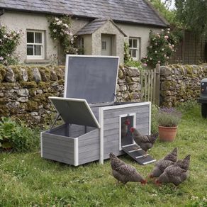 Large Wooden Chicken Coop For 6 to 8 Hens
