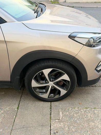 Hyundai touson automatic 4wd
