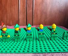 Lego Forestmen Camouflaged Outpost vintage set 6066