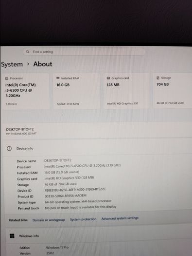 HP ProDesk 600 G3 MT (i5 6th Gen) PC and power cable