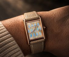 Cartier Tank Louis Trinity Gold Dial 18k Gold