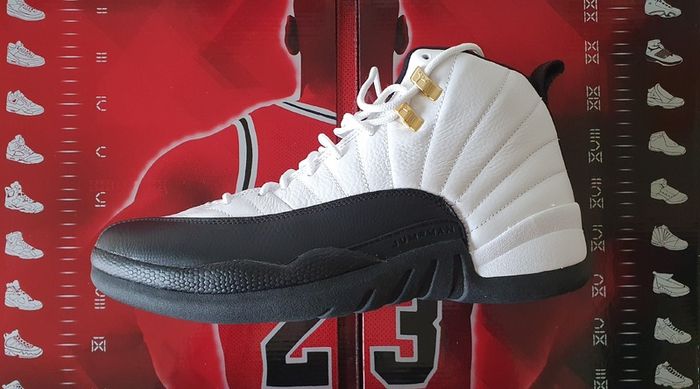 Air Jordan Countdown Pack: Jordan 11 + Jordan 12, 2 pairs