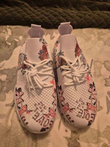 woman's trainers
