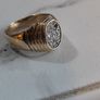 9ct gold ring With cluster diamonds hallmarked 375 Image 8