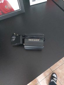 Neewer Nw 100