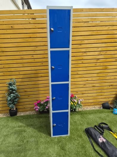 locker