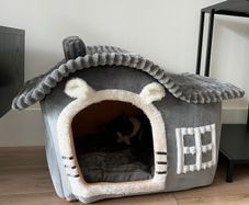 House / Bed for cats