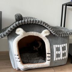 House / Bed for cats