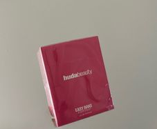 Huda Beauty Easy Bake Intense perfume