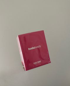 Huda Beauty Easy Bake Intense perfume