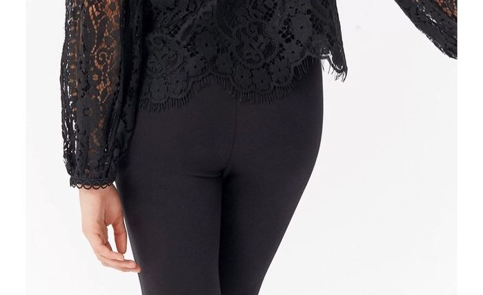 COAST | Black scallop neck Lace top - BNWT