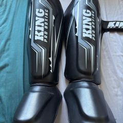 King Pro Boxing Shin Guards  XL