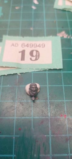 Warhammer 40K space marine heads singles