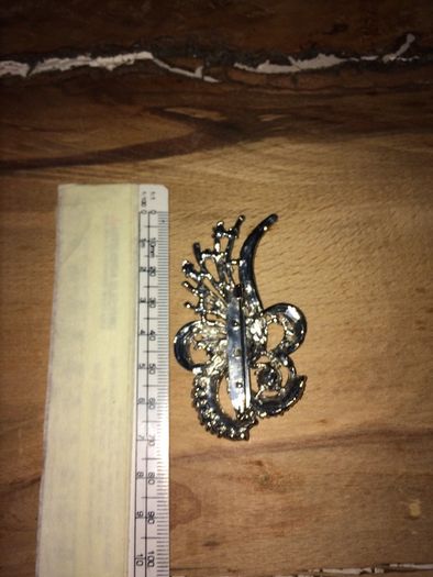 Brooch