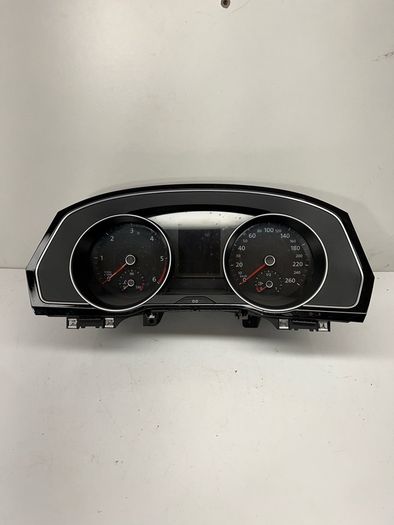 3G0920751B Volkswagen PASSAT B8 2016 Diesel speedometer instrument cluster a2l4b35s